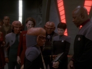 extant_StarTrek_DS9_7x10-ItsOnlyAPaperMoon_0151.jpg