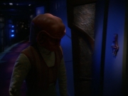 extant_StarTrek_DS9_7x10-ItsOnlyAPaperMoon_0837.jpg