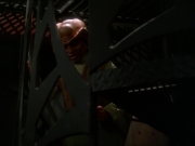 extant_StarTrek_DS9_7x10-ItsOnlyAPaperMoon_0908.jpg