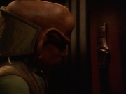 extant_StarTrek_DS9_7x10-ItsOnlyAPaperMoon_0916.jpg
