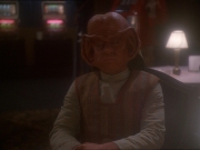 extant_StarTrek_DS9_7x10-ItsOnlyAPaperMoon_0998.jpg