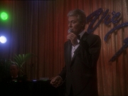 extant_StarTrek_DS9_7x10-ItsOnlyAPaperMoon_1073.jpg