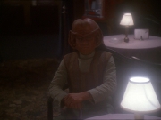 extant_StarTrek_DS9_7x10-ItsOnlyAPaperMoon_1085.jpg