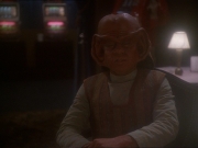 extant_StarTrek_DS9_7x10-ItsOnlyAPaperMoon_1105.jpg