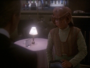 extant_StarTrek_DS9_7x10-ItsOnlyAPaperMoon_1299.jpg
