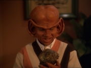 extant_StarTrek_DS9_7x10-ItsOnlyAPaperMoon_1710.jpg