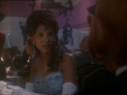 extant_StarTrek_DS9_7x10-ItsOnlyAPaperMoon_1992.jpg