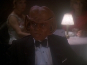 extant_StarTrek_DS9_7x10-ItsOnlyAPaperMoon_1997.jpg