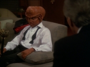 extant_StarTrek_DS9_7x10-ItsOnlyAPaperMoon_2185.jpg