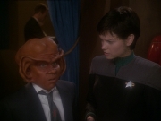 extant_StarTrek_DS9_7x10-ItsOnlyAPaperMoon_2442.jpg