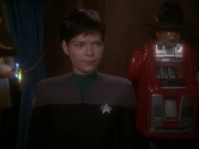 extant_StarTrek_DS9_7x10-ItsOnlyAPaperMoon_2467.jpg