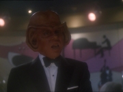 extant_StarTrek_DS9_7x10-ItsOnlyAPaperMoon_2685.jpg