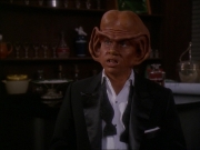 extant_StarTrek_DS9_7x10-ItsOnlyAPaperMoon_3061.jpg