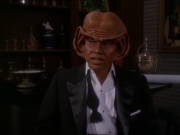 extant_StarTrek_DS9_7x10-ItsOnlyAPaperMoon_3080.jpg