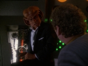 extant_StarTrek_DS9_7x10-ItsOnlyAPaperMoon_3181.jpg