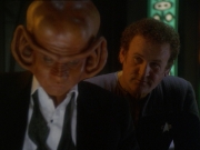 extant_StarTrek_DS9_7x10-ItsOnlyAPaperMoon_3204.jpg