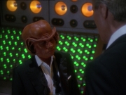 extant_StarTrek_DS9_7x10-ItsOnlyAPaperMoon_3427.jpg