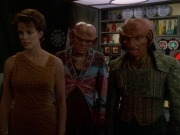 extant_StarTrek_DS9_7x10-ItsOnlyAPaperMoon_3503.jpg