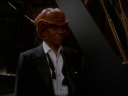 extant_StarTrek_DS9_7x10-ItsOnlyAPaperMoon_3515.jpg