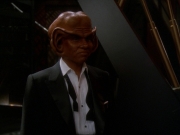 extant_StarTrek_DS9_7x10-ItsOnlyAPaperMoon_3516.jpg