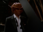 extant_StarTrek_DS9_7x10-ItsOnlyAPaperMoon_3517.jpg