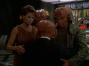 extant_StarTrek_DS9_7x10-ItsOnlyAPaperMoon_3524.jpg