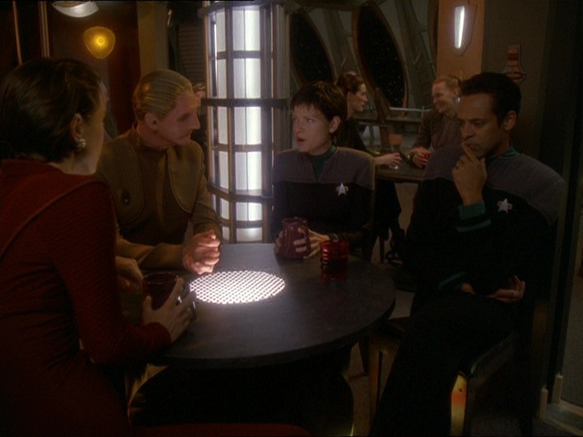 extant_StarTrek_DS9_7x11-ProdigalDaughter_0021.jpg
