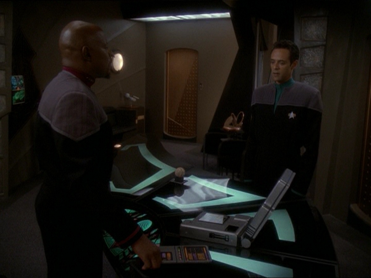 extant_StarTrek_DS9_7x11-ProdigalDaughter_0180.jpg