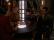 extant_StarTrek_DS9_7x11-ProdigalDaughter_0015.jpg