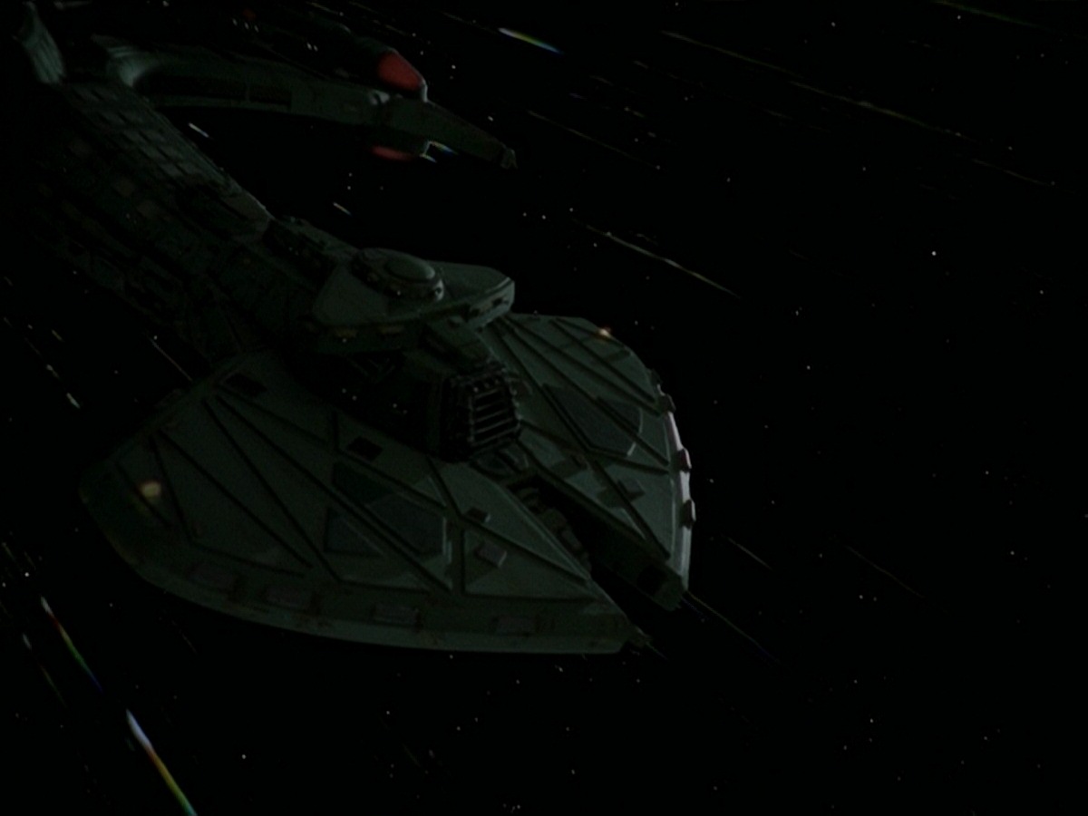 extant_StarTrek_DS9_7x12-TheEmperorsNewCloak_2000.jpg