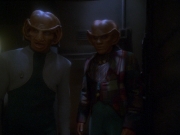 extant_StarTrek_DS9_7x12-TheEmperorsNewCloak_2177.jpg