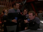 Filename=extant_StarTrek_DS9_7x13-FieldOfFire_0024.jpg
Filesize=147KiB
Dimensions=1200x900
Date added=Jan 21, 2020 extant_StarTrek_DS9_7x13-FieldOfFire_0024.jpg