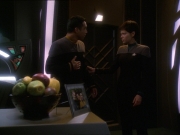 Filename=extant_StarTrek_DS9_7x13-FieldOfFire_0258.jpg
Filesize=145KiB
Dimensions=1200x900
Date added=Jan 21, 2020 extant_StarTrek_DS9_7x13-FieldOfFire_0258.jpg