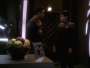 Filename=extant_StarTrek_DS9_7x13-FieldOfFire_0259.jpg
Filesize=148KiB
Dimensions=1200x900
Date added=Jan 21, 2020 extant_StarTrek_DS9_7x13-FieldOfFire_0259.jpg