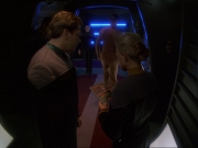 Filename=extant_StarTrek_DS9_7x13-FieldOfFire_0410.jpg
Filesize=134KiB
Dimensions=1200x900
Date added=Jan 21, 2020 extant_StarTrek_DS9_7x13-FieldOfFire_0410.jpg