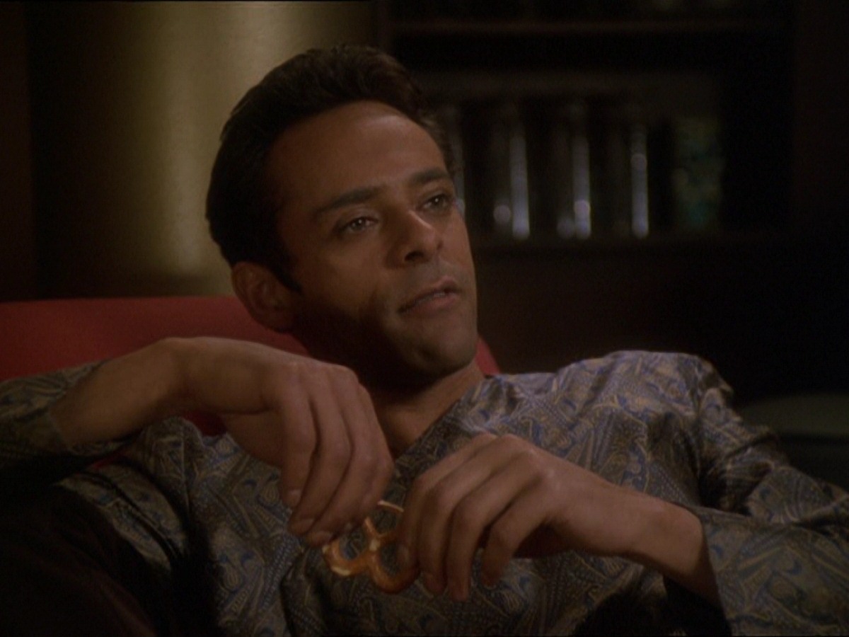 extant_StarTrek_DS9_7x15-Badda-BingBadda-Bang_2269.jpg