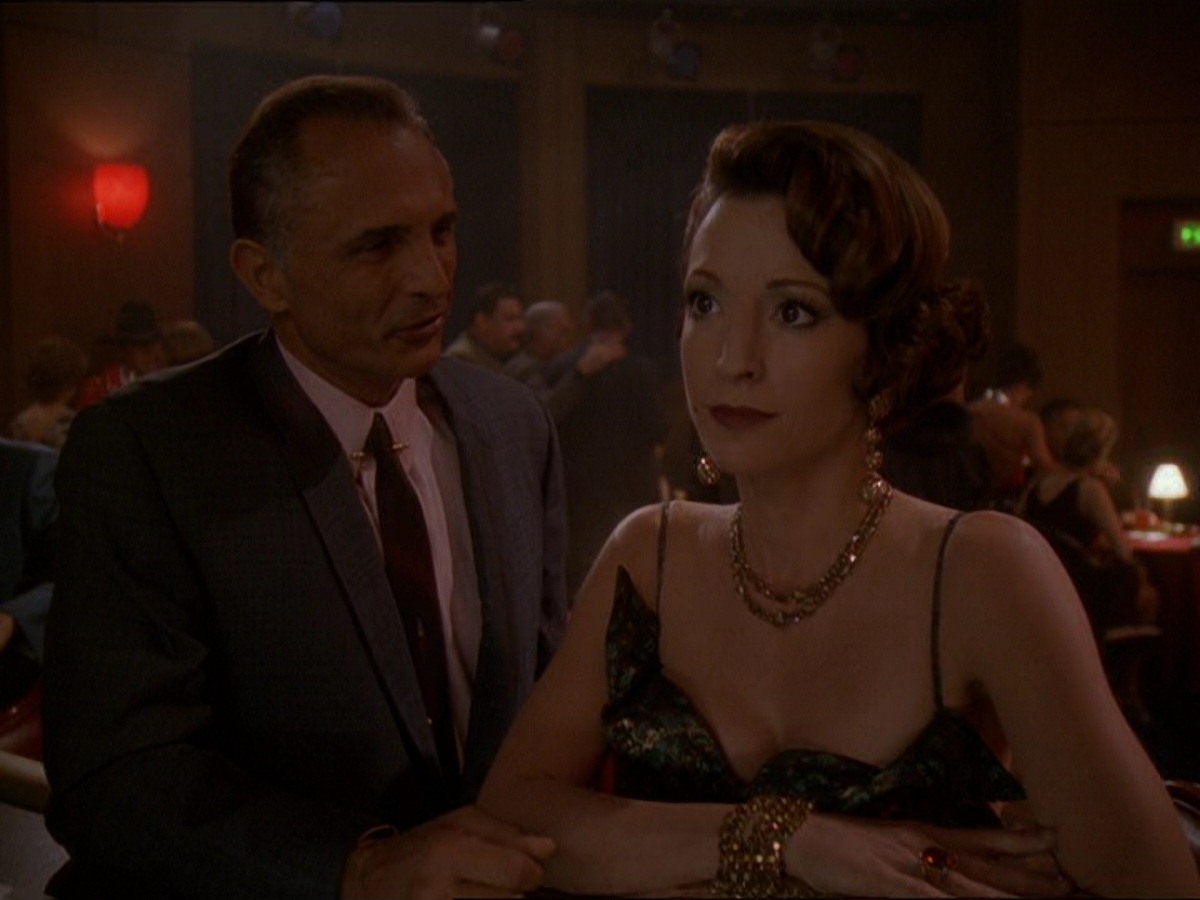 extant_StarTrek_DS9_7x15-Badda-BingBadda-Bang_2441.jpg