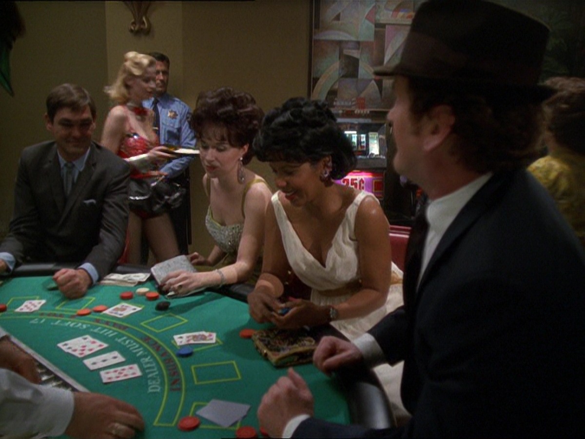 extant_StarTrek_DS9_7x15-Badda-BingBadda-Bang_2478.jpg