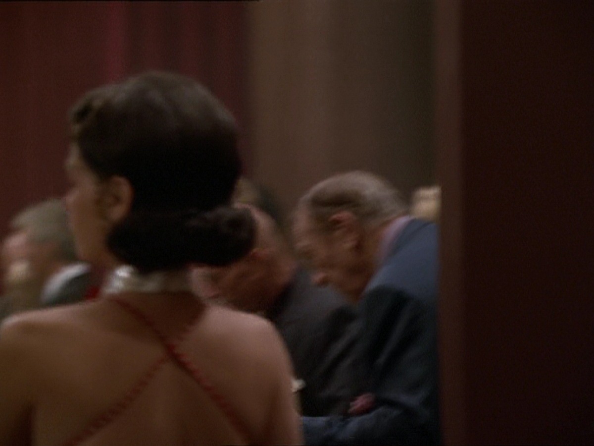 extant_StarTrek_DS9_7x15-Badda-BingBadda-Bang_2506.jpg
