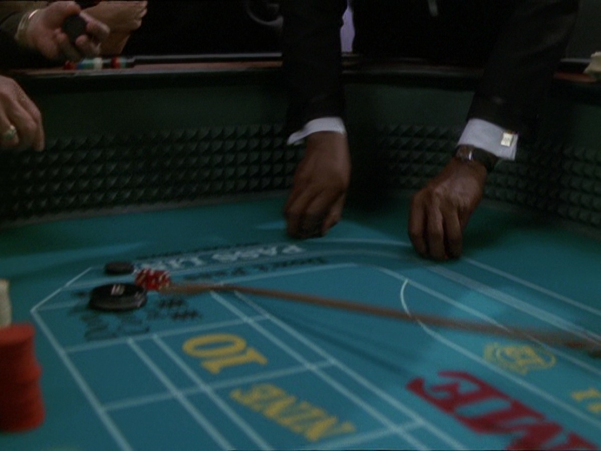 extant_StarTrek_DS9_7x15-Badda-BingBadda-Bang_2520.jpg