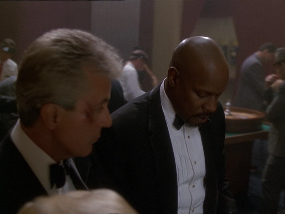 extant_StarTrek_DS9_7x15-Badda-BingBadda-Bang_2525.jpg