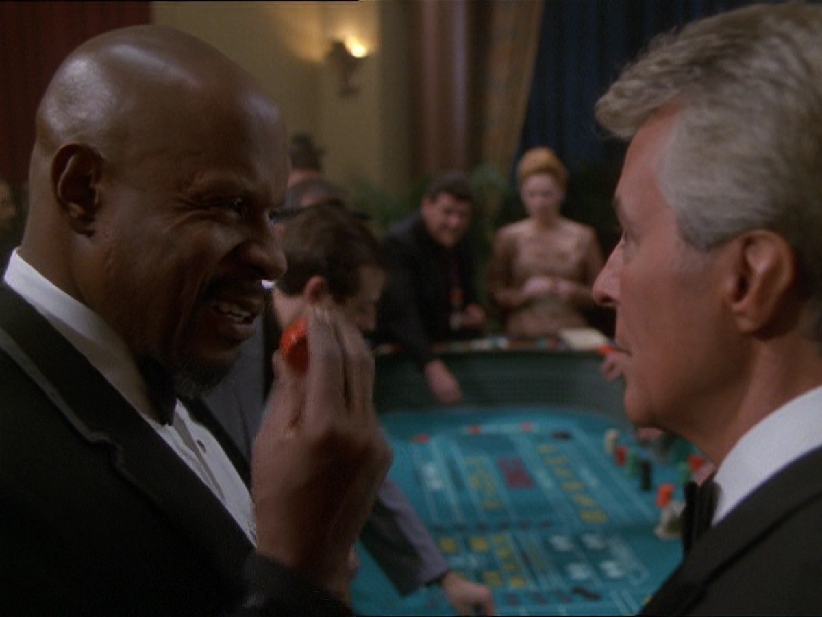 extant_StarTrek_DS9_7x15-Badda-BingBadda-Bang_2537.jpg