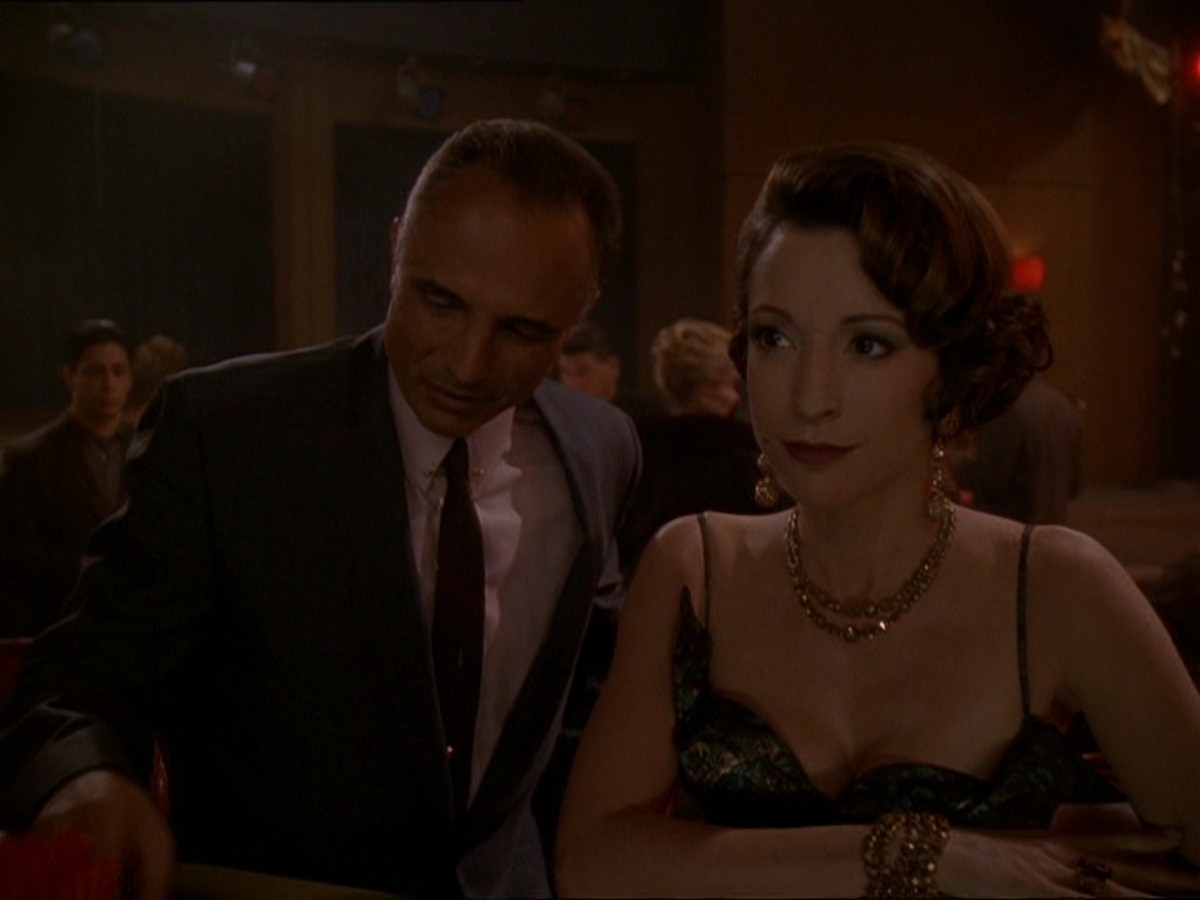extant_StarTrek_DS9_7x15-Badda-BingBadda-Bang_2541.jpg