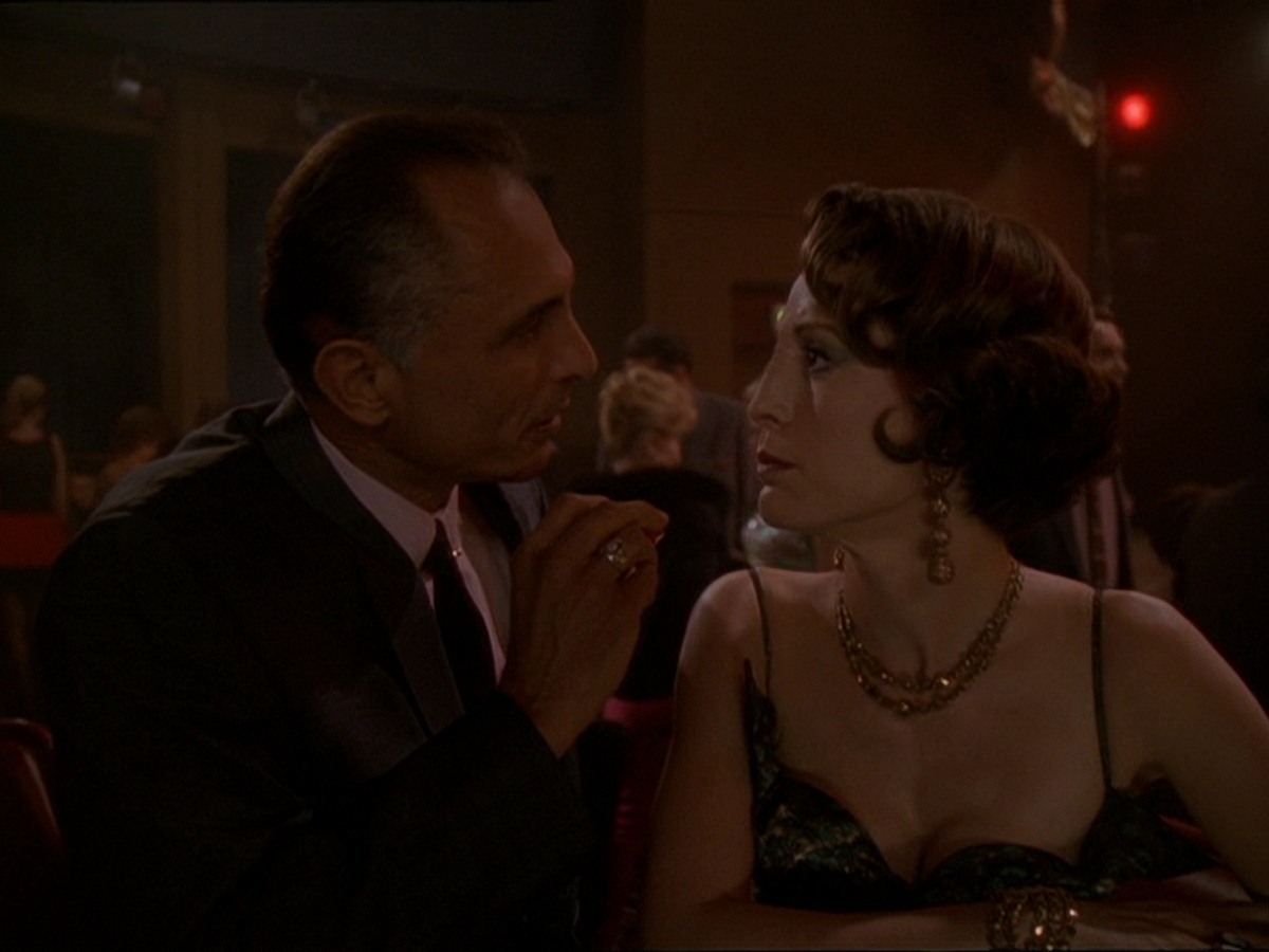 extant_StarTrek_DS9_7x15-Badda-BingBadda-Bang_2547.jpg