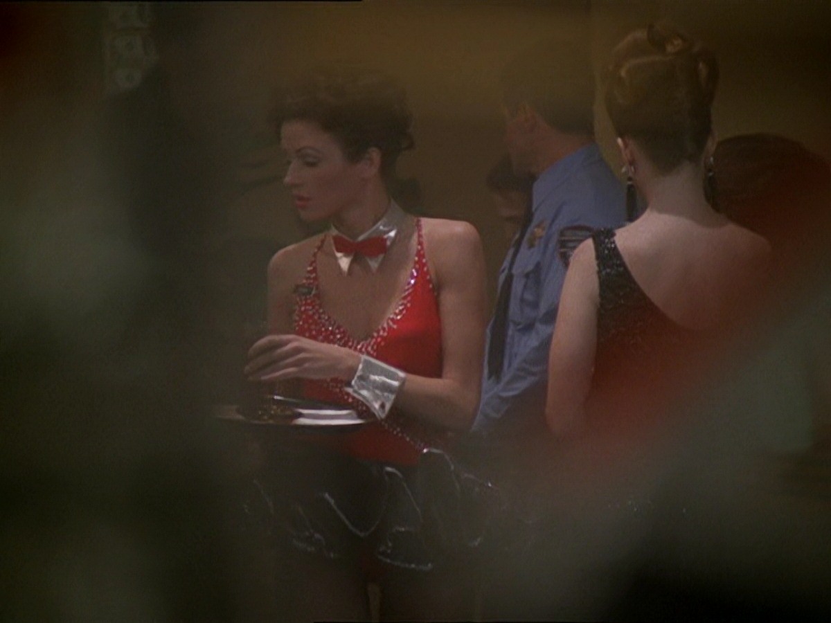 extant_StarTrek_DS9_7x15-Badda-BingBadda-Bang_2568.jpg
