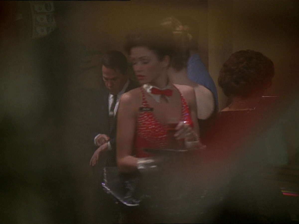 extant_StarTrek_DS9_7x15-Badda-BingBadda-Bang_2569.jpg