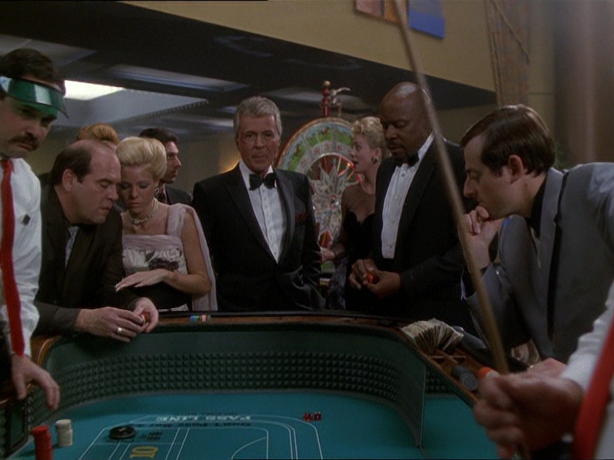 extant_StarTrek_DS9_7x15-Badda-BingBadda-Bang_2630.jpg