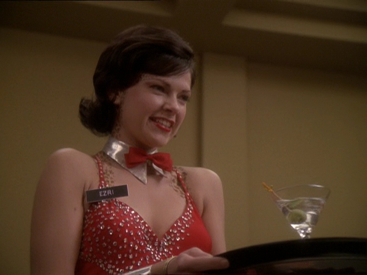 extant_StarTrek_DS9_7x15-Badda-BingBadda-Bang_2656.jpg