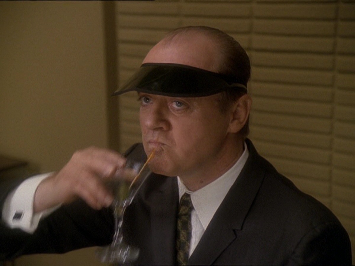 extant_StarTrek_DS9_7x15-Badda-BingBadda-Bang_2700.jpg