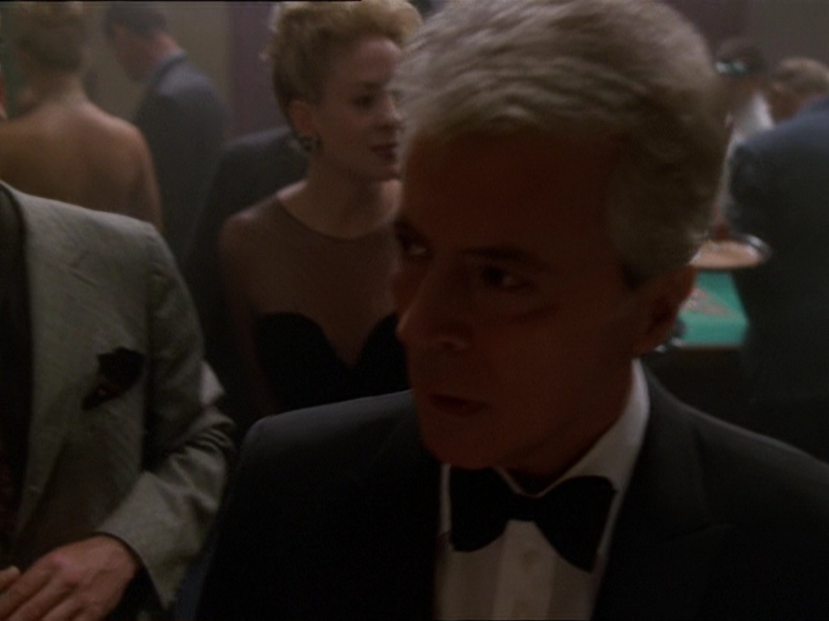 extant_StarTrek_DS9_7x15-Badda-BingBadda-Bang_2718.jpg